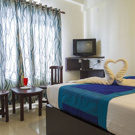 Hotel Sm Regency Kochi エクステリア 写真