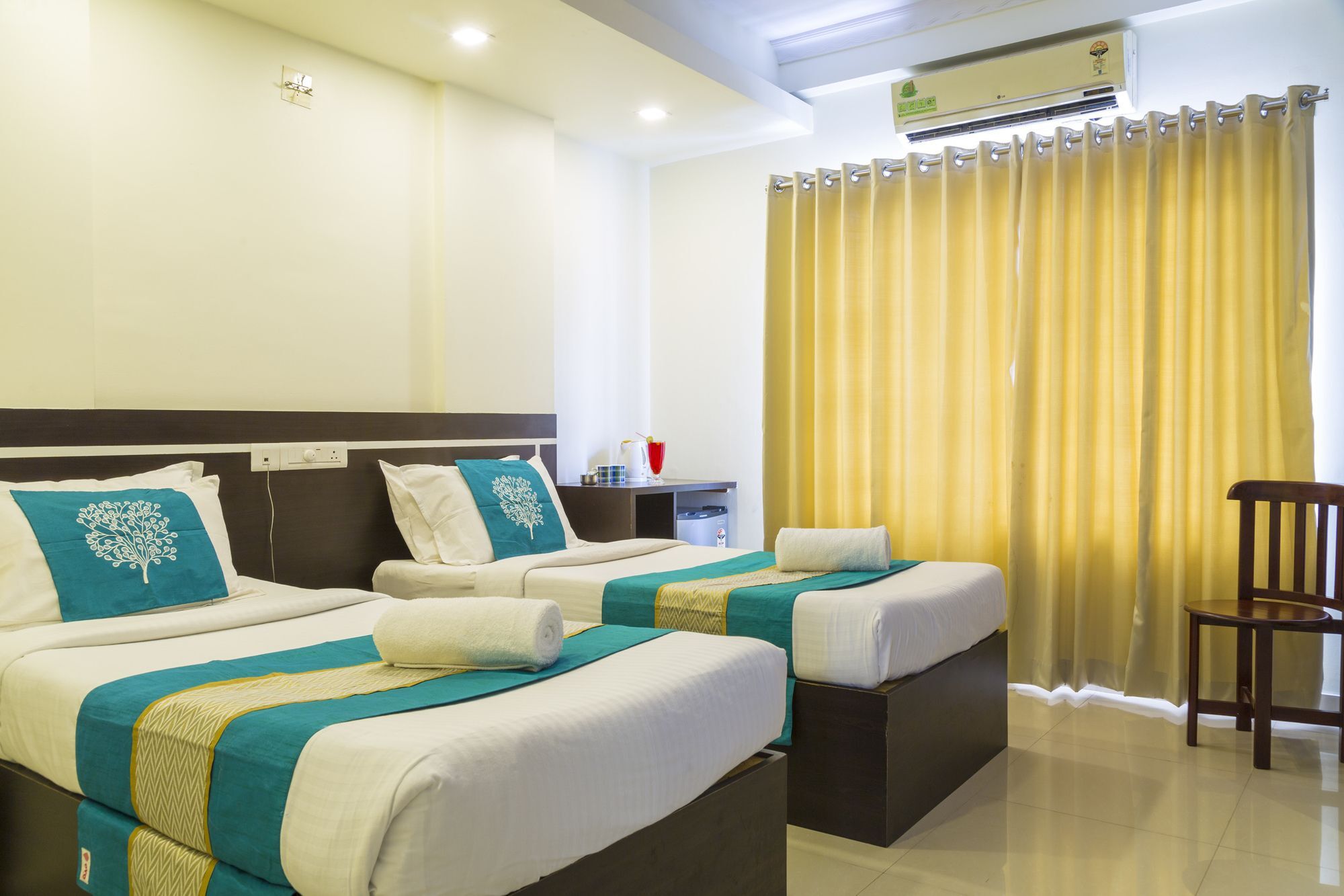 Hotel Sm Regency Kochi エクステリア 写真